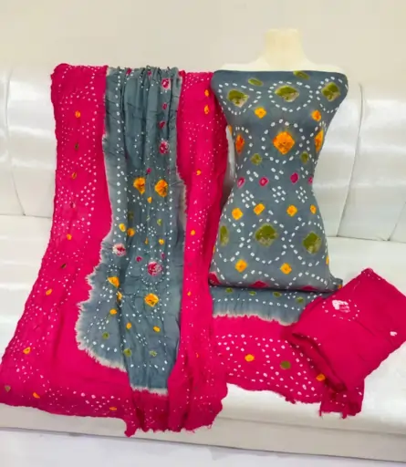 Chunri Dress In Pakistan